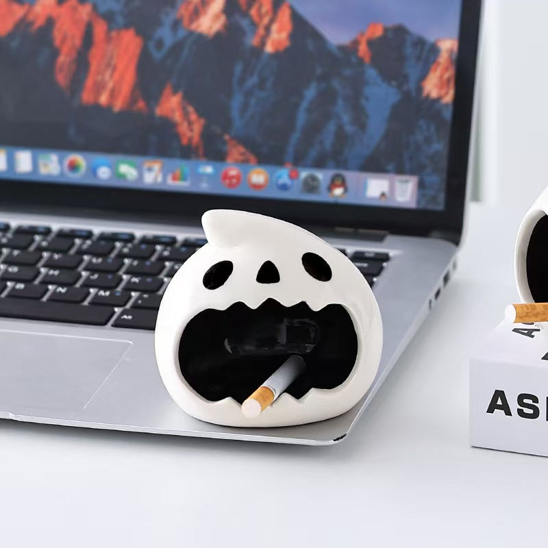 Cute Ghost Ceramic Ashtray: Adorable Desk Decor Gift for Men (Ins-Style)