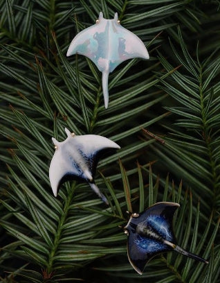 Manta Ray Ceramic Brooch