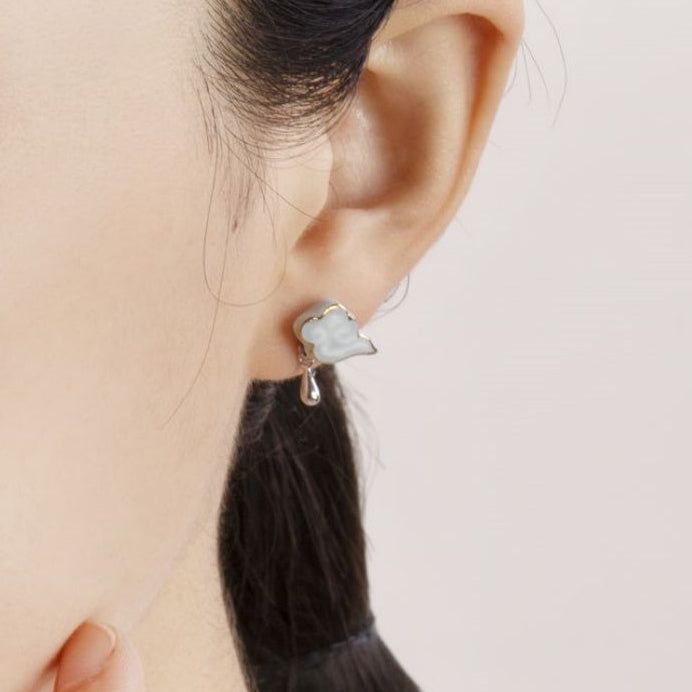 Artisanal Cloud-Themed Light Blue Ceramic Jewelry Set with Golden Patterns