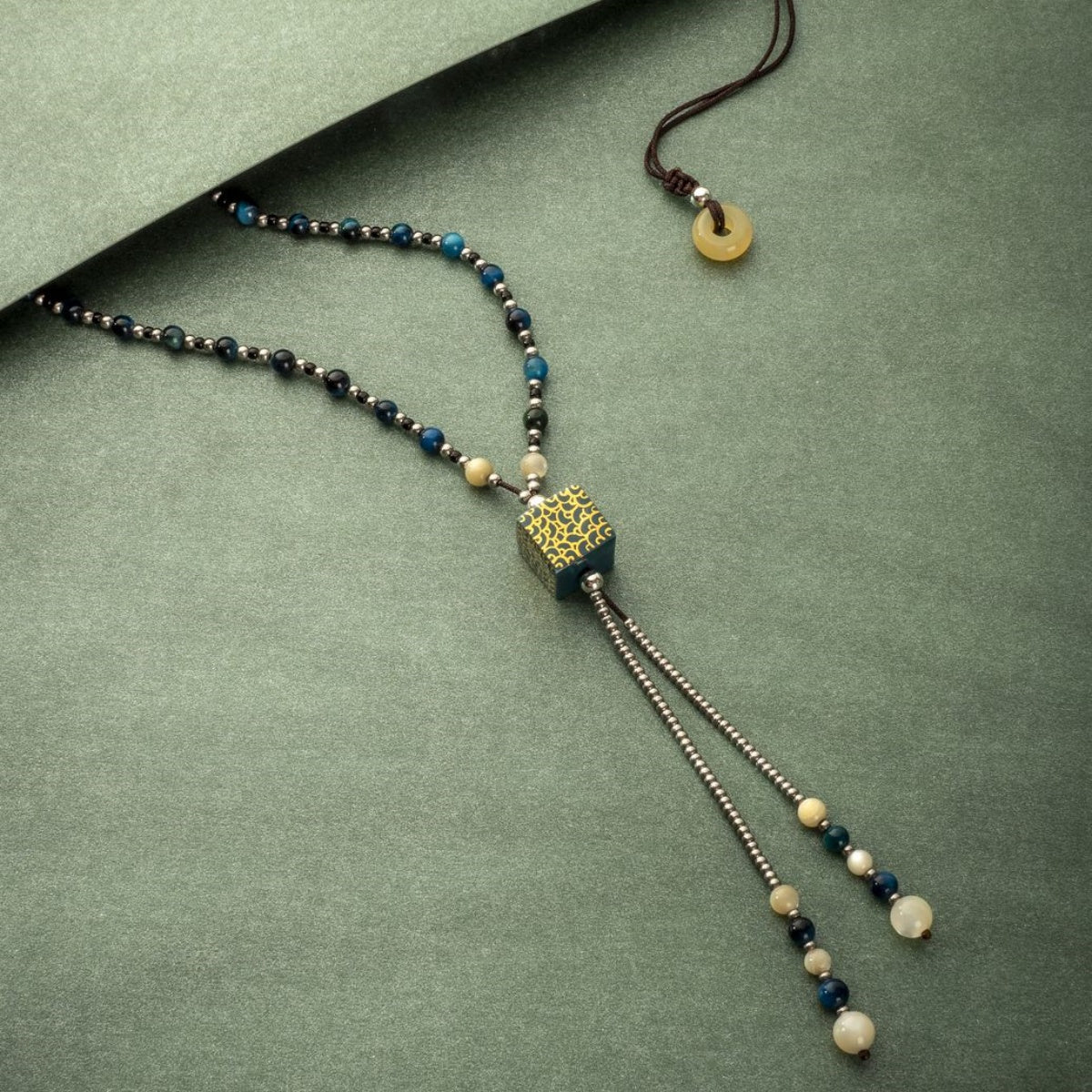 Handcrafted Gemstone Green Wave-Themed Ceramic Jewelry Set with Gold Floral Patterns